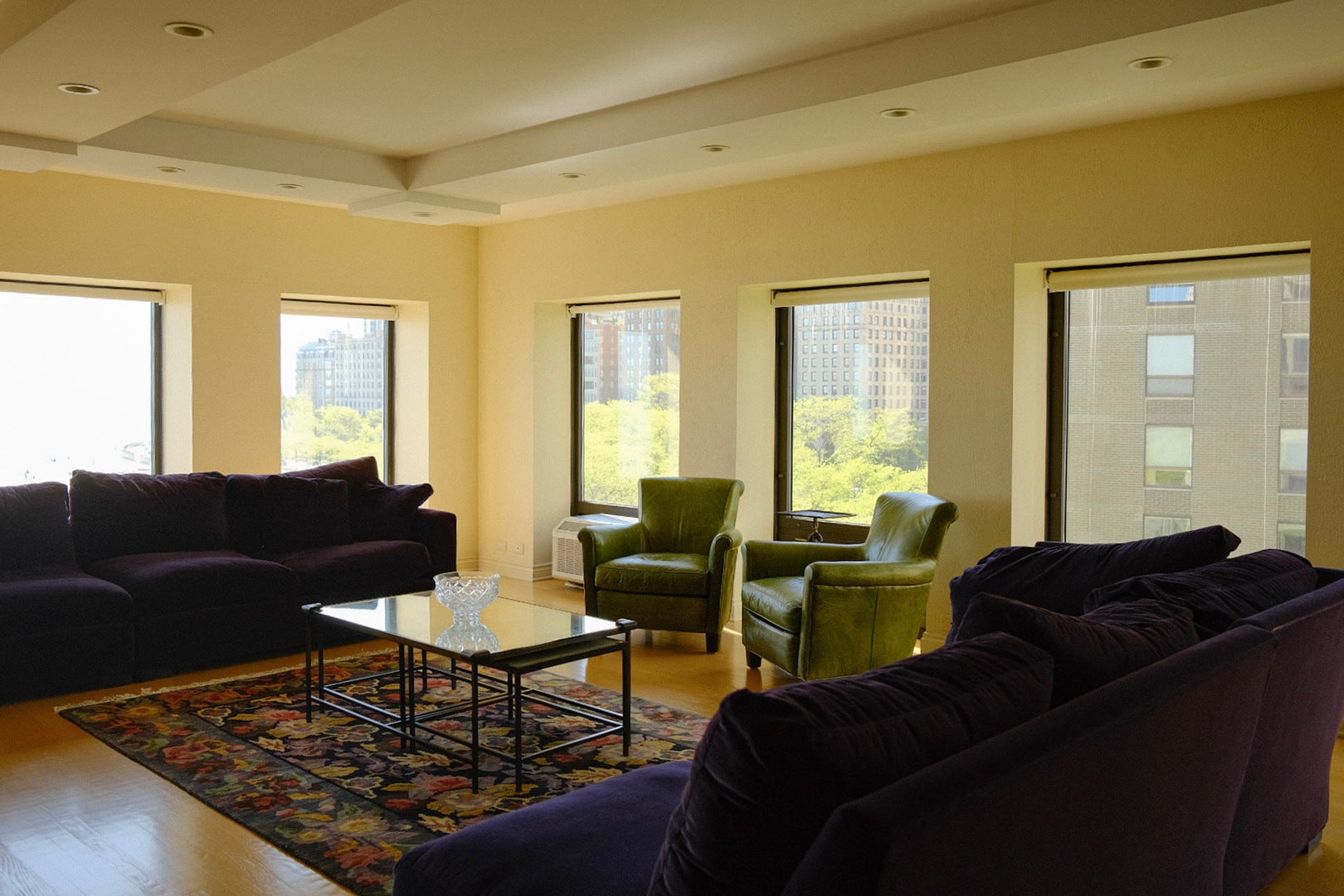 1100 N LAKE SHORE Drive 7B