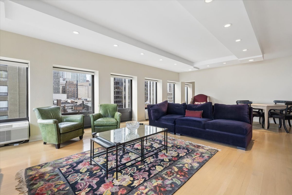 1100 N LAKE SHORE Drive 7B