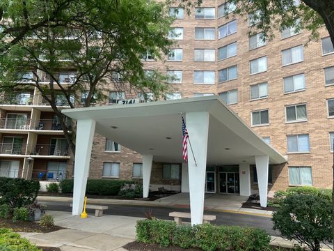 Tiny photo for 7141 N Kedzie Avenue #403, Chicago, IL 60645 (MLS # 12460313)