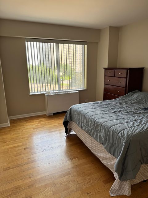 Tiny photo for 7141 N Kedzie Avenue #403, Chicago, IL 60645 (MLS # 12460313)