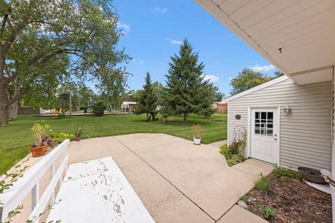 Tiny photo for 3S582 Behrs Circle Drive, Warrenville, IL 60555 (MLS # 12678733)