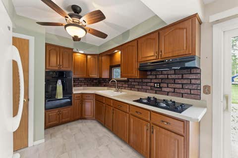 Tiny photo for 3S582 Behrs Circle Drive, Warrenville, IL 60555 (MLS # 12678733)