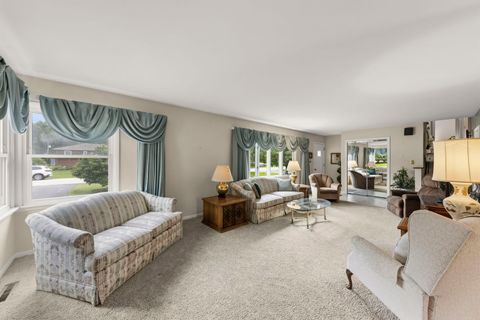 Tiny photo for 3S582 Behrs Circle Drive, Warrenville, IL 60555 (MLS # 12678733)