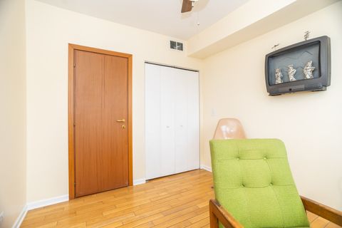 Tiny photo for 4750 N Albany Avenue #3, Chicago, IL 60625 (MLS # 12451025)
