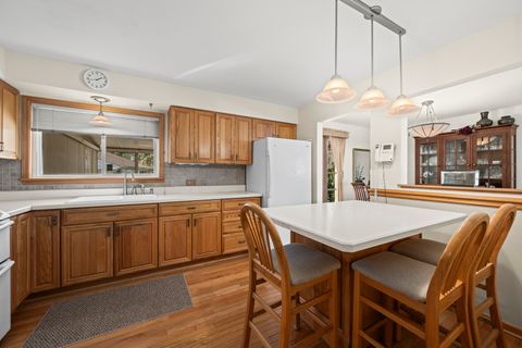 Tiny photo for 102 N Yates Lane, Mount Prospect, IL 60056 (MLS # 12499945)