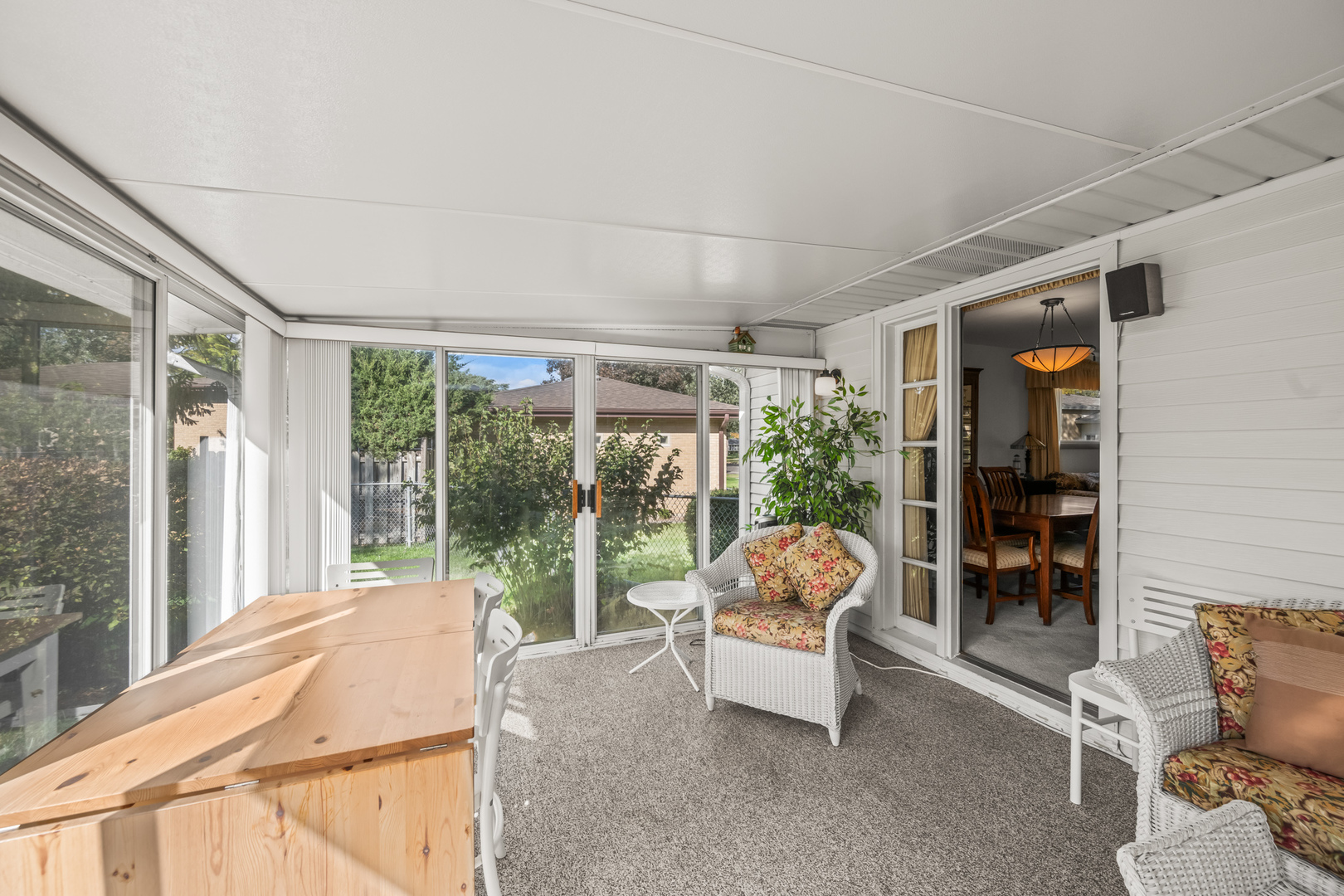 Mount Prospect, Illinois 60056, United States, 4 Bedrooms Bedrooms, ,2 BathroomsBathrooms,Residential,Contingent,233921