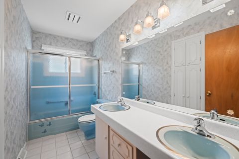 Tiny photo for 102 N Yates Lane, Mount Prospect, IL 60056 (MLS # 12499945)