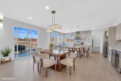 Tiny photo for 3517 Oakleaf Lane, Crystal Lake, IL 60012 (MLS # 12606745)