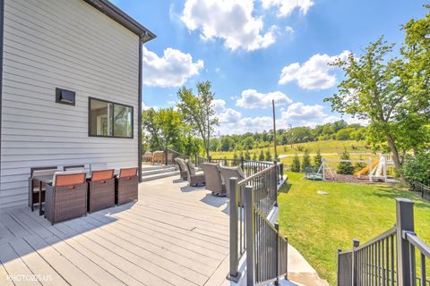 Tiny photo for 3517 Oakleaf Lane, Crystal Lake, IL 60012 (MLS # 12606745)