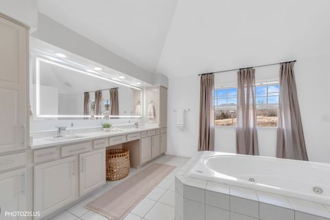 Tiny photo for 3517 Oakleaf Lane, Crystal Lake, IL 60012 (MLS # 12606745)