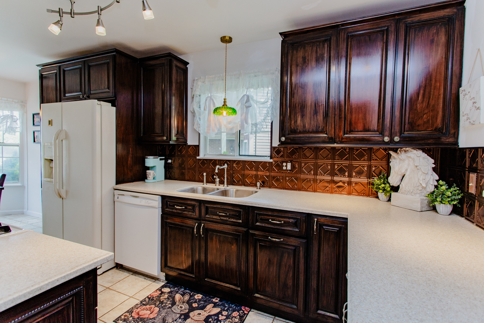 5815 Regency Court