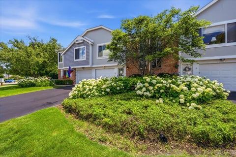 Tiny photo for 27W403 Melrose Lane, Winfield, IL 60190 (MLS # 12683326)
