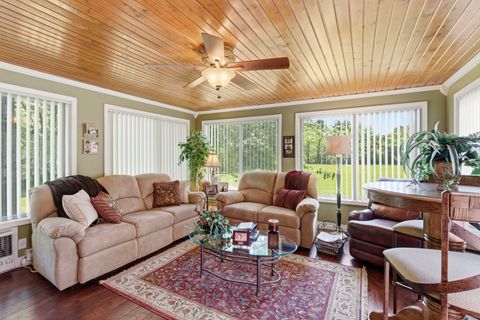 Tiny photo for 9916 Karnes Road, West Frankfort, IL 62896 (MLS # 12644267)