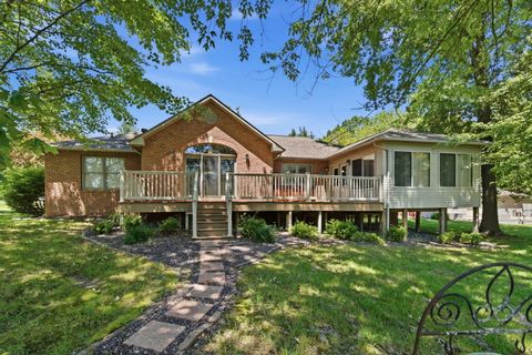 Tiny photo for 9916 Karnes Road, West Frankfort, IL 62896 (MLS # 12644267)