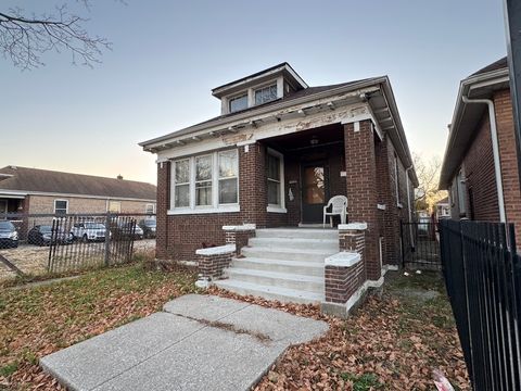 Tiny photo for 5826 S Artesian Avenue, Chicago, IL 60629 (MLS # 12522257)