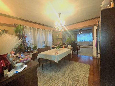 Tiny photo for 5752 W Byron Avenue, Chicago, IL 60634 (MLS # 12577683)