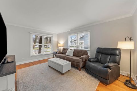 Tiny photo for 490 Carleton Avenue, Glen Ellyn, IL 60137 (MLS # 12584347)