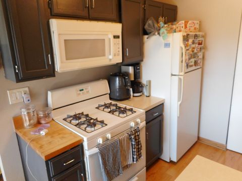 Tiny photo for 753 Candleridge Court #C2, Bartlett, IL 60103 (MLS # 12631645)