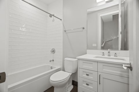 Tiny photo for 4133 N Kenmore Avenue N #2N, Chicago, IL 60613 (MLS # 12489216)