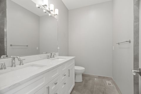 Tiny photo for 4133 N Kenmore Avenue N #2N, Chicago, IL 60613 (MLS # 12489216)