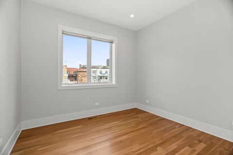Tiny photo for 4133 N Kenmore Avenue N #2N, Chicago, IL 60613 (MLS # 12489216)