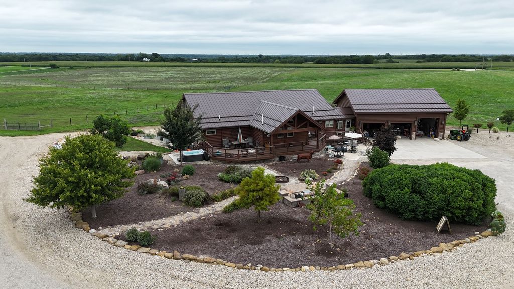 Photo for 2951 N 28th Road, Seneca, IL 61360 (MLS # 12508037)