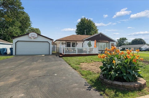 Photo of 4242 W 90th Place, Hometown, IL 60456 (MLS # 12754235)