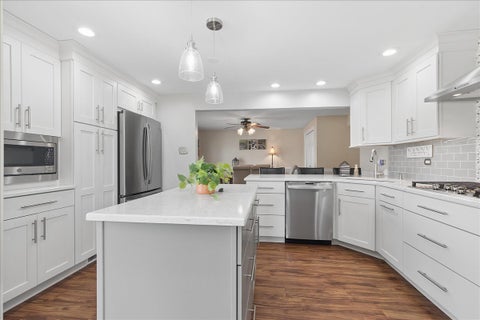 Tiny photo for 4242 W 90th Place, Hometown, IL 60456 (MLS # 12754235)