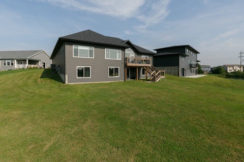 Tiny photo for 2011 E 59th Court, Davenport, IA 52807 (MLS # 12763143)