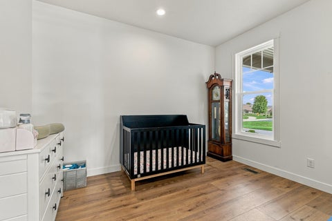Tiny photo for 2011 E 59th Court, Davenport, IA 52807 (MLS # 12763143)