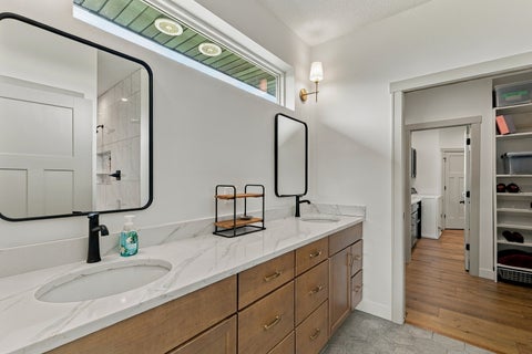 Tiny photo for 2011 E 59th Court, Davenport, IA 52807 (MLS # 12763143)