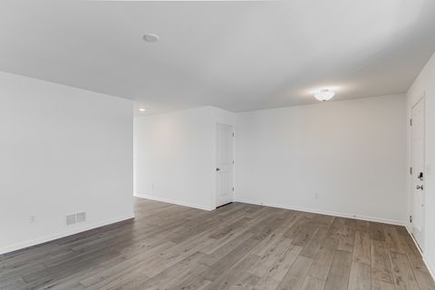 Tiny photo for 629 Endicott Road, South Elgin, IL 60177 (MLS # 12453615)