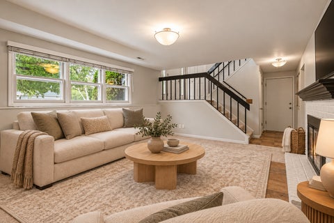 Tiny photo for 409 N Glengarry Drive, Geneva, IL 60134 (MLS # 12784829)