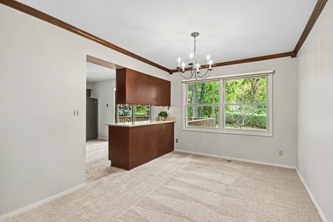 Tiny photo for 409 N Glengarry Drive, Geneva, IL 60134 (MLS # 12784829)
