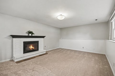 Tiny photo for 409 N Glengarry Drive, Geneva, IL 60134 (MLS # 12784829)