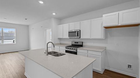 Tiny photo for 17523 W Windemere Circle, Lockport, IL 60441 (MLS # 12608833)