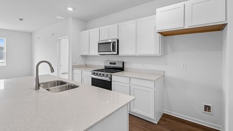 Tiny photo for 17523 W Windemere Circle, Lockport, IL 60441 (MLS # 12608833)