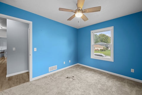 Tiny photo for 1895 Tam O Shanter Drive, Bettendorf, IA 52722 (MLS # 12784649)