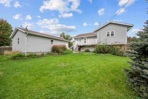 Tiny photo for 1895 Tam O Shanter Drive, Bettendorf, IA 52722 (MLS # 12784649)