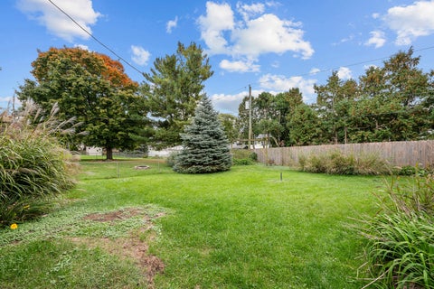 Tiny photo for 1895 Tam O Shanter Drive, Bettendorf, IA 52722 (MLS # 12784649)