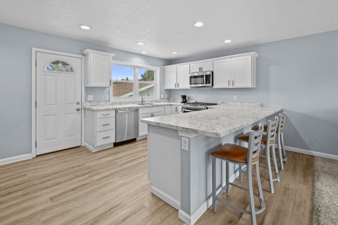 Tiny photo for 1895 Tam O Shanter Drive, Bettendorf, IA 52722 (MLS # 12784649)
