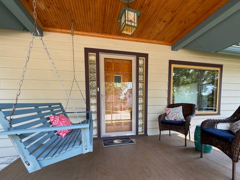 Tiny photo for 639 S 2nd Street, West Dundee, IL 60118 (MLS # 12688620)