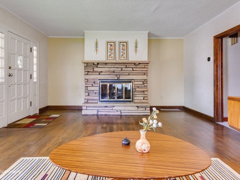 Tiny photo for 639 S 2nd Street, West Dundee, IL 60118 (MLS # 12688620)