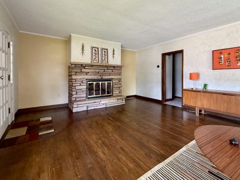 Tiny photo for 639 S 2nd Street, West Dundee, IL 60118 (MLS # 12688620)