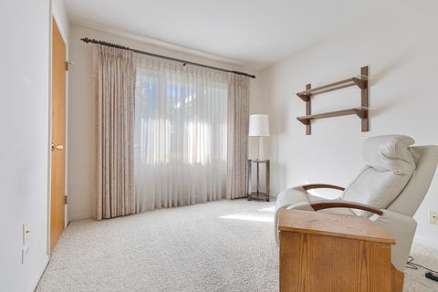 Tiny photo for 522 Edgewood Lane, Elk Grove Village, IL 60007 (MLS # 12468309)