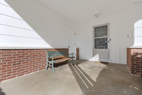 Tiny photo for 522 Edgewood Lane, Elk Grove Village, IL 60007 (MLS # 12468309)