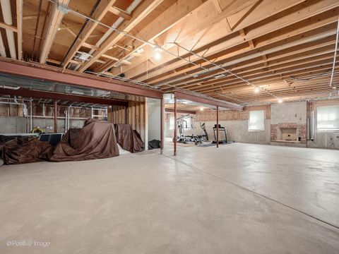 Tiny photo for 610 S WASHINGTON Street, Elmhurst, IL 60126 (MLS # 12613015)