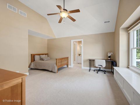 Tiny photo for 610 S WASHINGTON Street, Elmhurst, IL 60126 (MLS # 12613015)