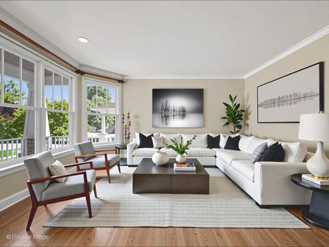 Tiny photo for 610 S WASHINGTON Street, Elmhurst, IL 60126 (MLS # 12613015)