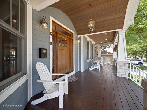 Tiny photo for 610 S WASHINGTON Street, Elmhurst, IL 60126 (MLS # 12613015)